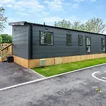 2 Bed In Oc-w29509 * Amotherby