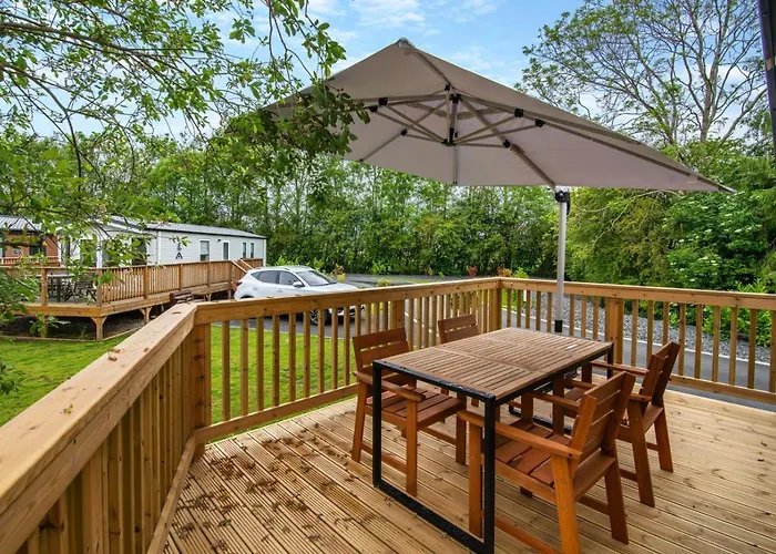 2 Bed In Oc-w29509 Holiday home